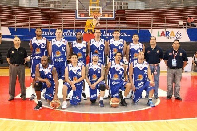 CELEBRA FUERZA REGIA 21 AÑOS DE SU DEBUT EN LA LNBP