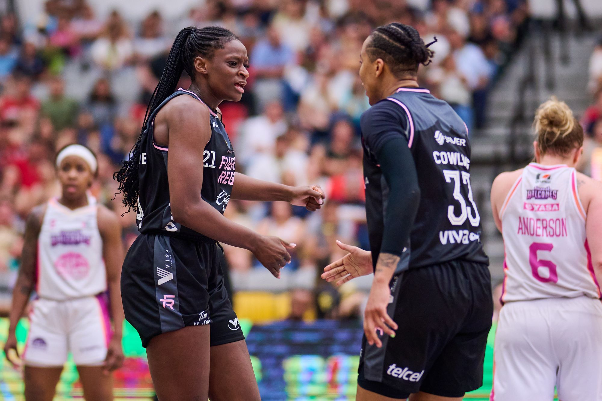 FUERZA REGIA FEMENIL DEBUTA CON UNA GRAN VICTORIA