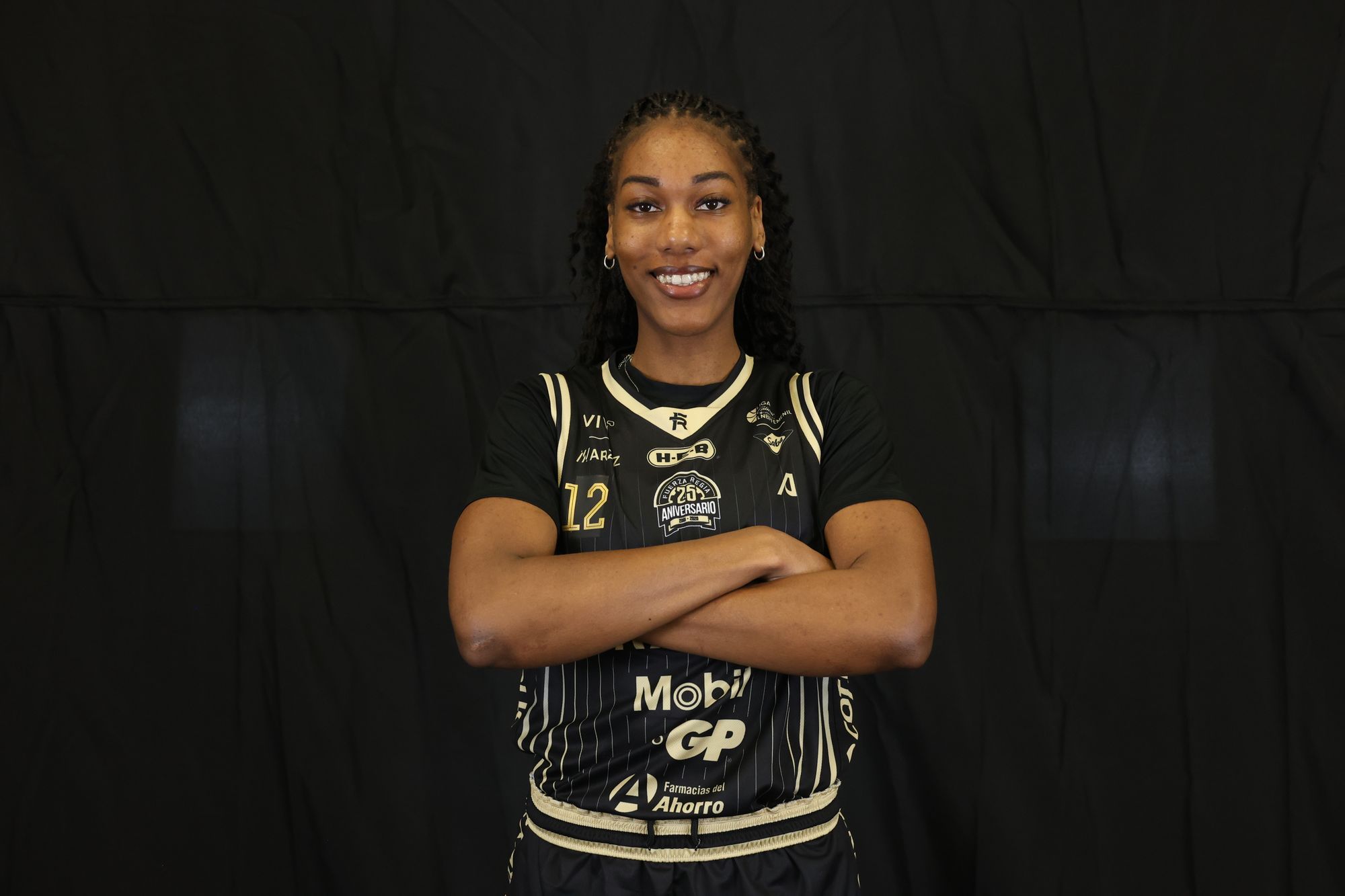 ASIAH JONES REGRESA A FUERZA REGIA FEMENIL