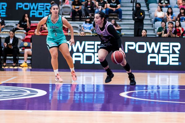 CONSIGUE FUERZA REGIA FEMENIL EL TRIUNFO POR 78-74 ANTE ABEJAS DE LEÓN